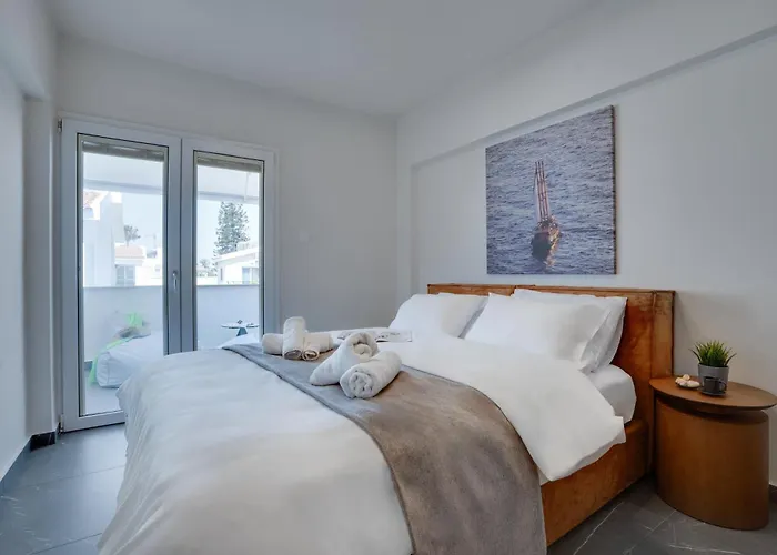 Διαμέρισμα Sea Front Luxury Βορόκλινη