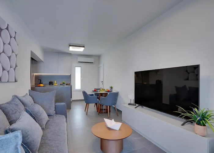 Sea Front Luxury * Βορόκλινη