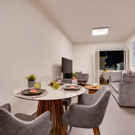 Lejlighed Sea Front Luxury